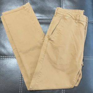 Men’s Levi’s Chino Pants in Cougar Shady color Size 29x32